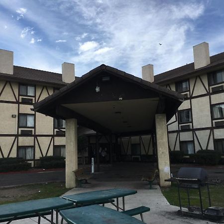 Windsor Inn Sparks Exterior foto